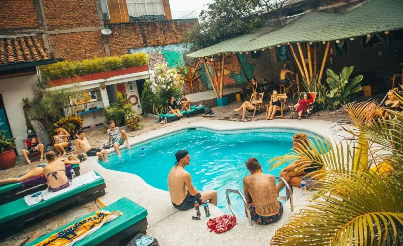 Viajero Cali Hostel & Salsa School