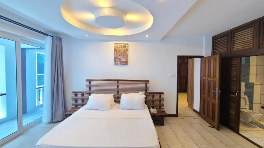 c3 Cowrie Shell Residences
