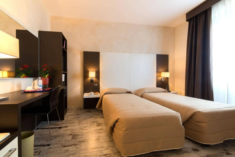 Hotel Donatello Modena