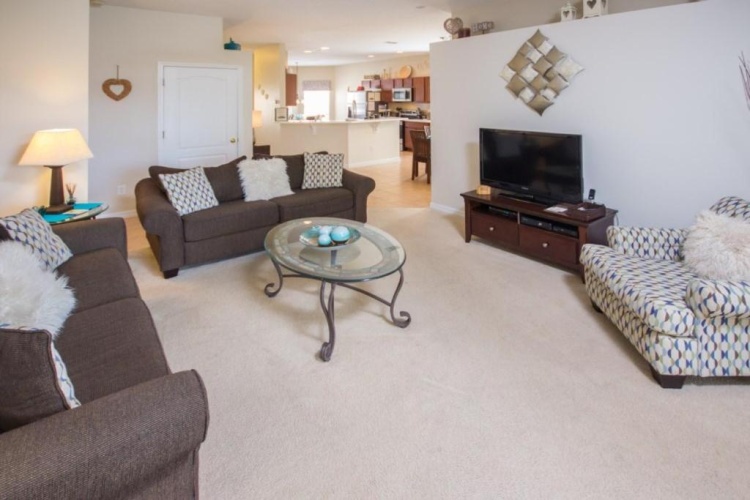 4 Bedrooms Cottage