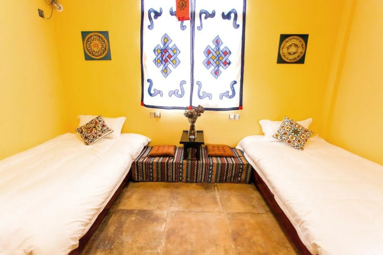 Free Hostel