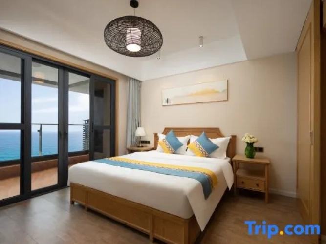 3 Bedrooms Luxury Suite with sea view
