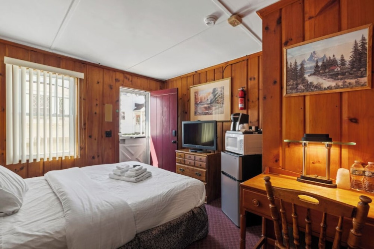 Littleton Motel