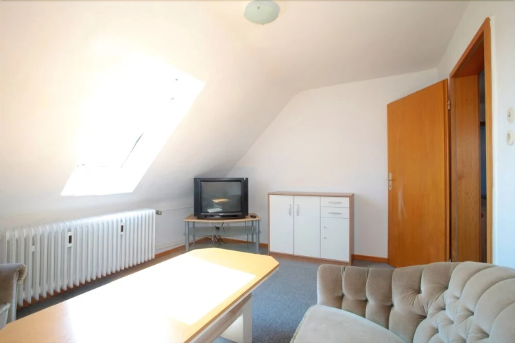PRIVATE APARTMENT SCHÖNBERGSTRAßE