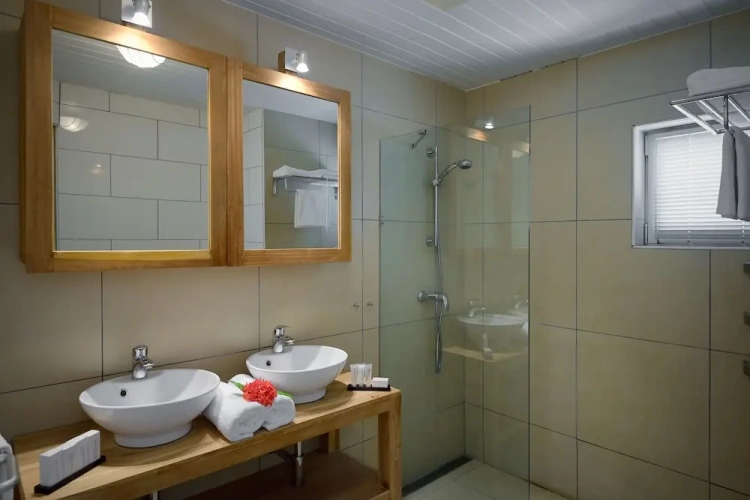 3 Bedrooms Superior Sextuple Apartment with sea view