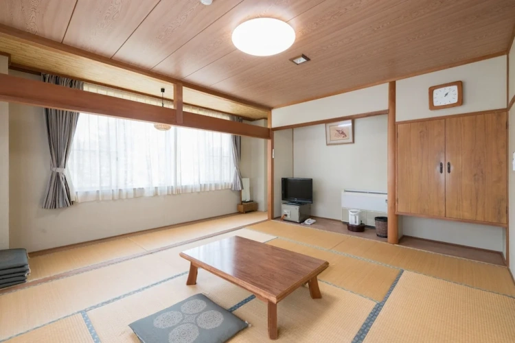 Standard Quintuple room