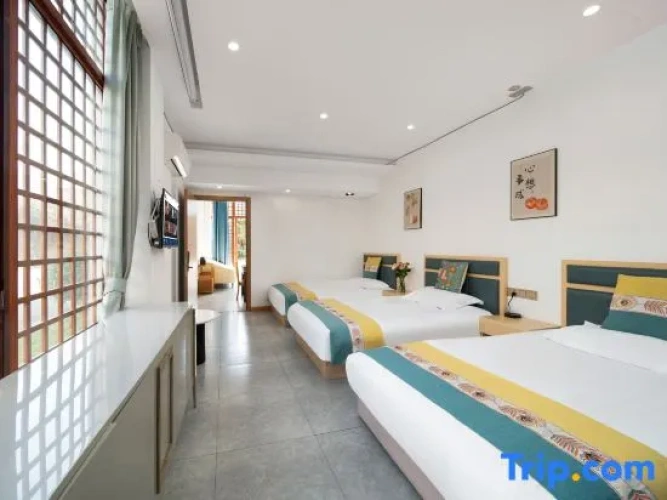 2 Bedrooms Suite