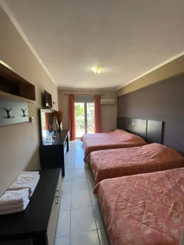 Luxury Quadruple room