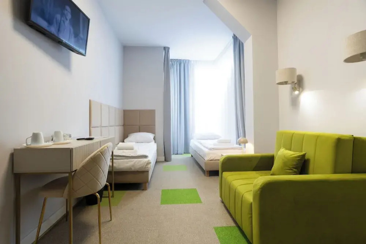 Moon ApartHotel