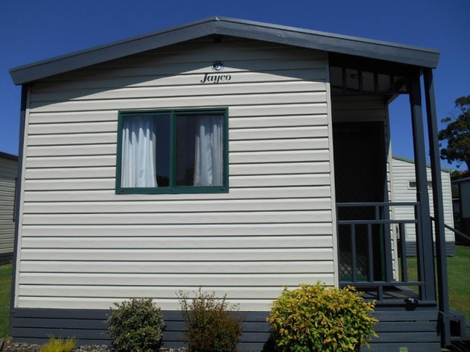 2 Bedrooms Villa
