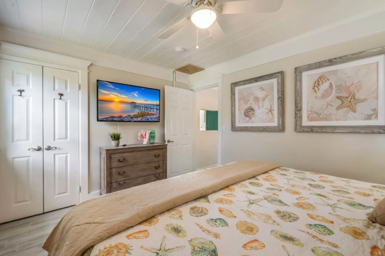 Spoonbill Suite at Driftwood #6