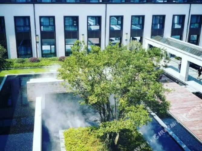 Yooler Resort Hotel
