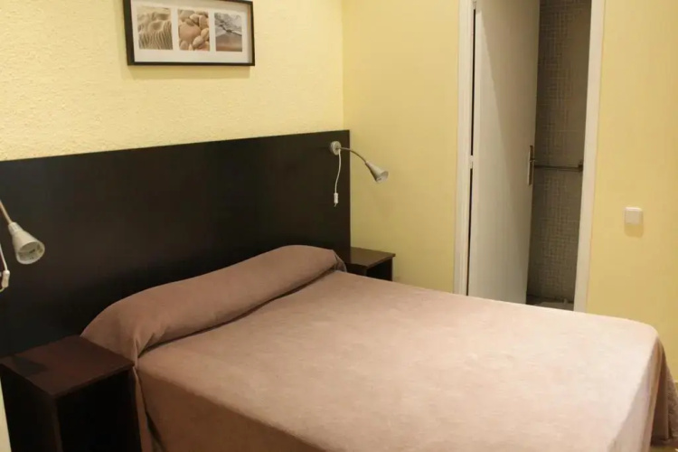 Hostal Baires