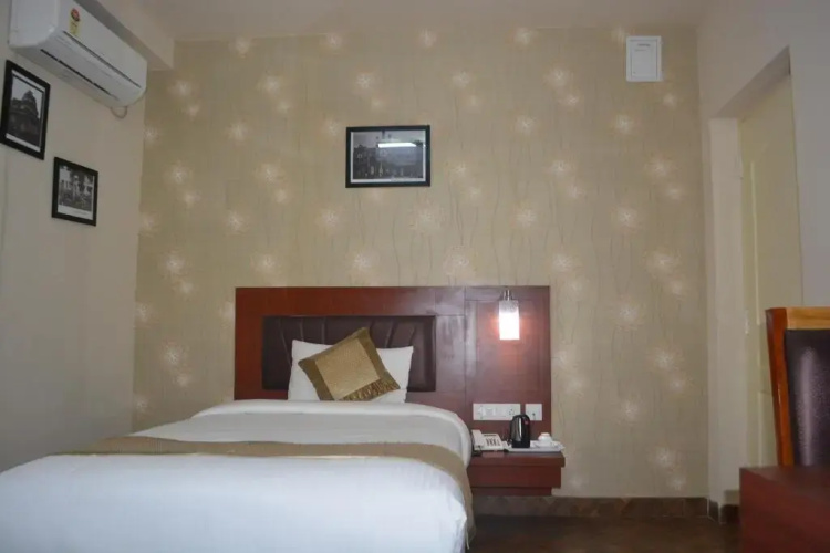 Emerald Suites by Omatra
