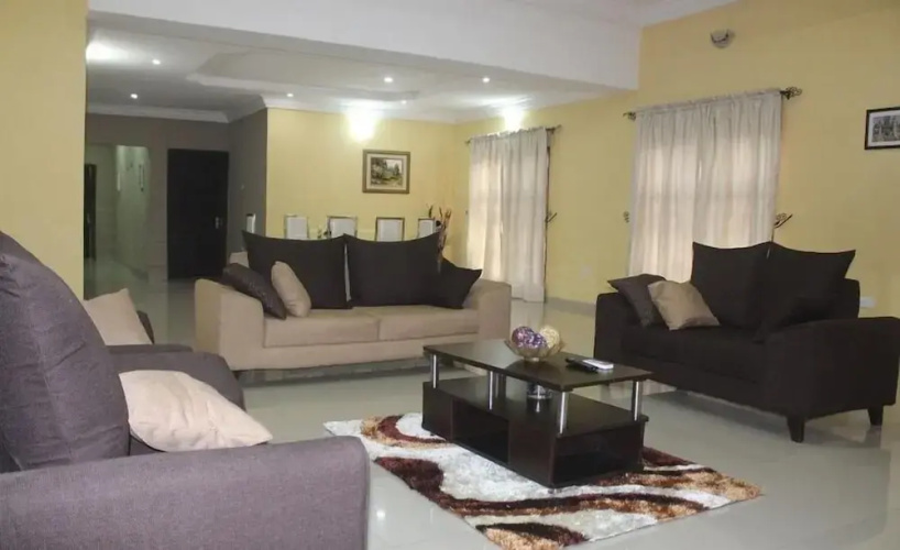 Vinchee Suites
