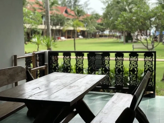 2 Bedrooms Deluxe room with balcony and with garden view