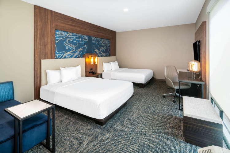 La Quinta Inn & Suites by Wyndham Nashville Downtown/Stadium photo 6