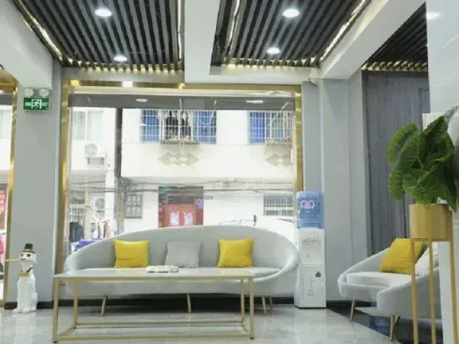 Wright E-sports Hotel