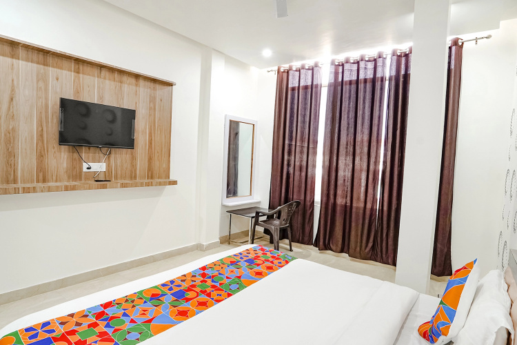 Fabhotel Siddhi