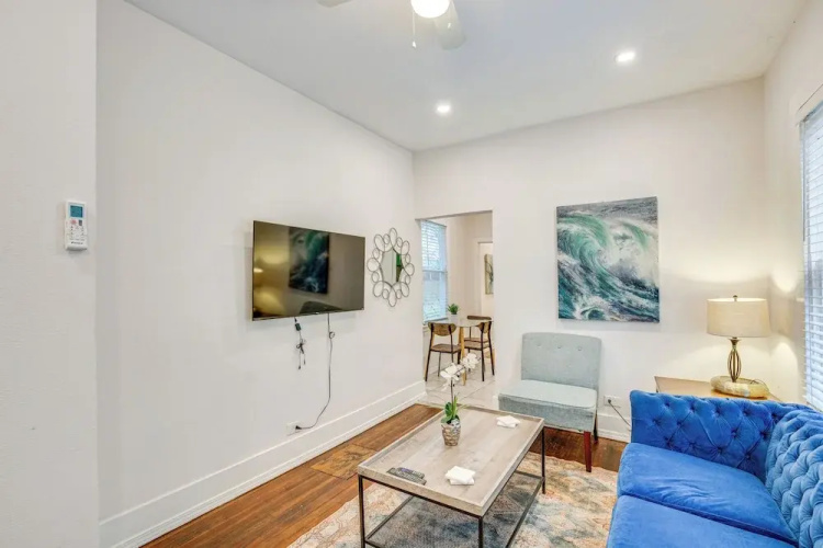 Dallas Vacation Rental w/ Private Deck!