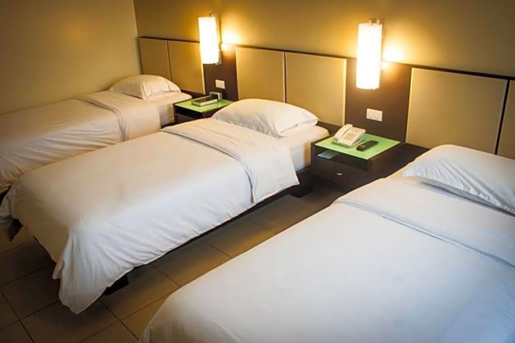 Deluxe Triple room