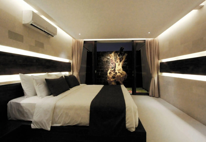 eqUILIBRIA SEMINYAK