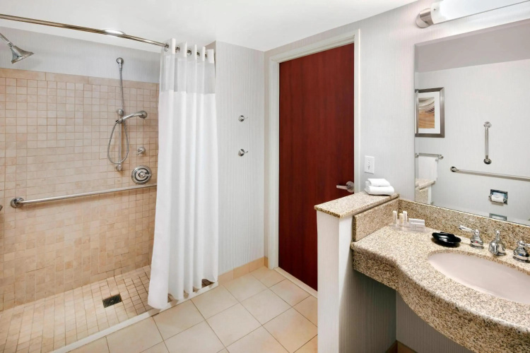 Courtyard by Marriott Indianapolis Downtown