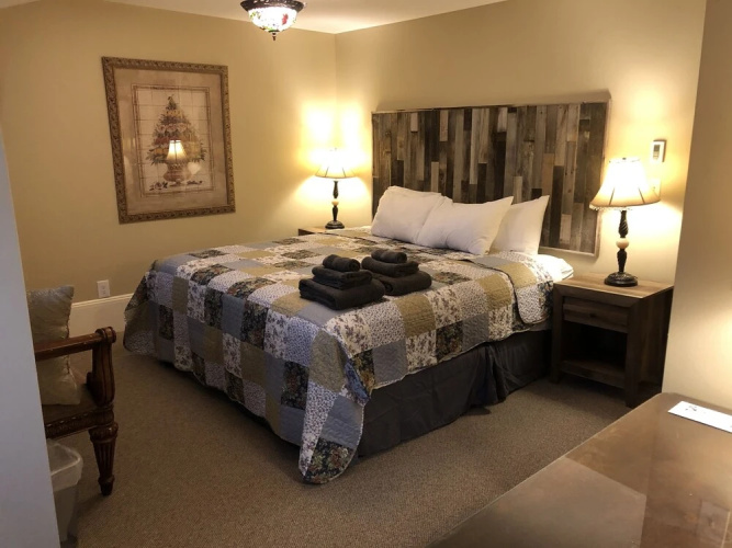 Abalonia Inn