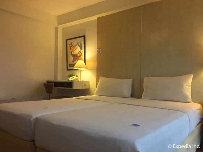 The Clipper Hotel, Makati