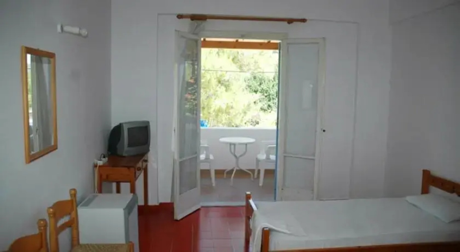 Chalikias Rooms