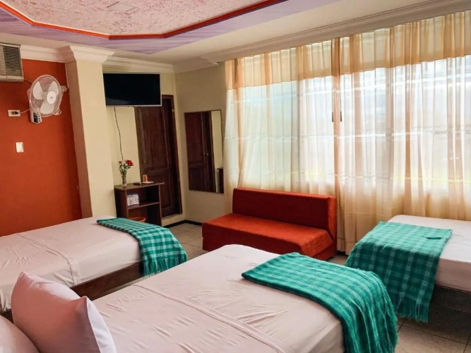 Standard Triple room