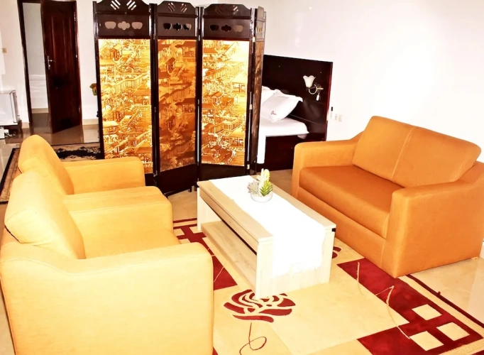 Standard Suite