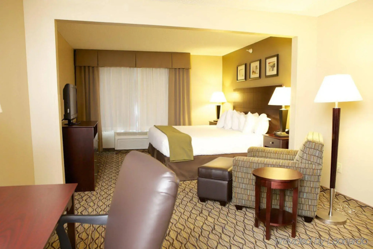 Holiday Inn Express Bloomington West by IHG