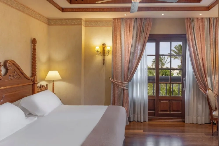 Standard Double room with balcony and with golf view