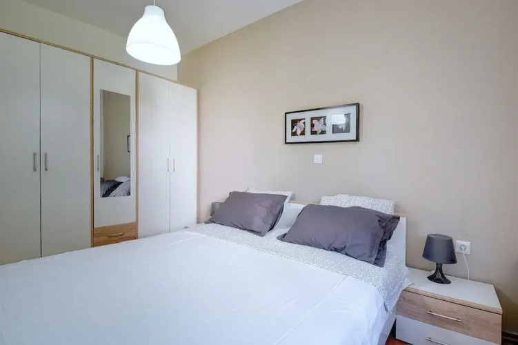 Comfortable Apartment With Private Terrace