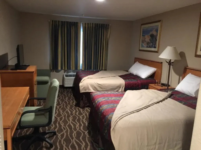 Casa Royal Inn