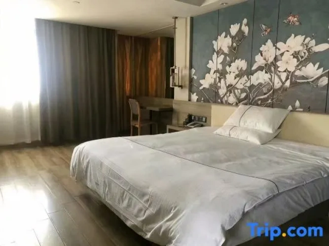 Standard Double Suite