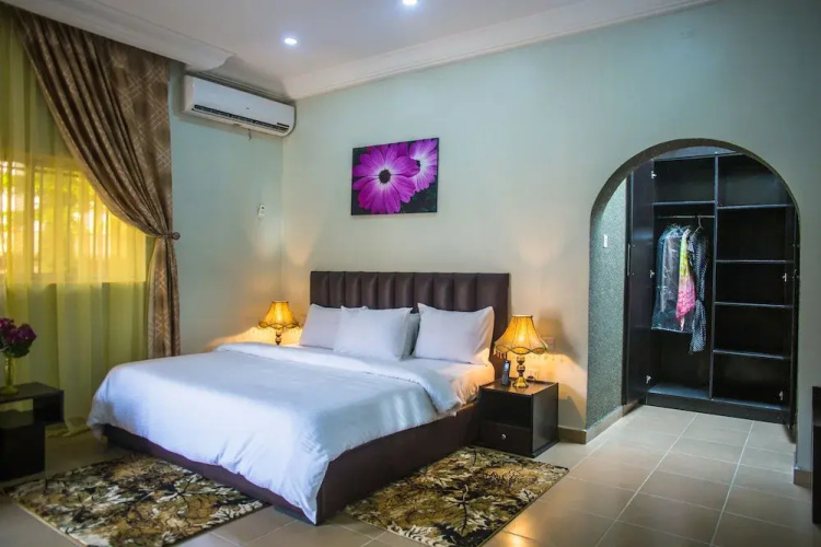 Twenty Hotel