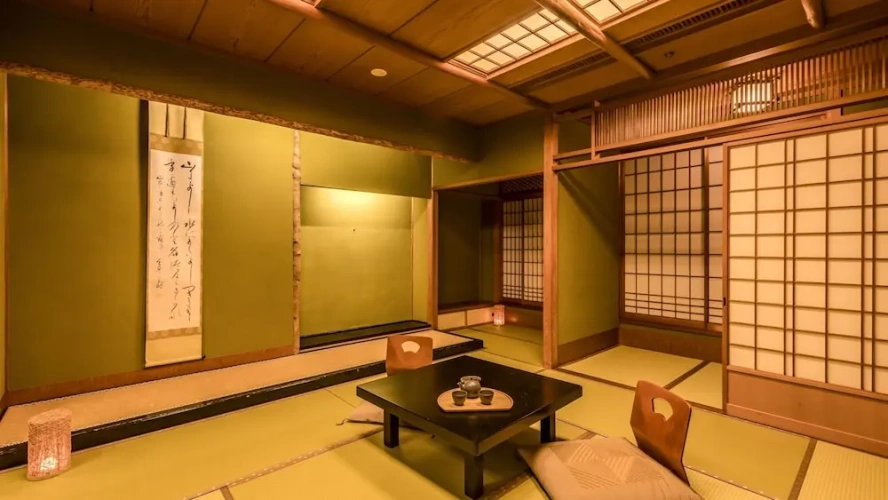 Economy room