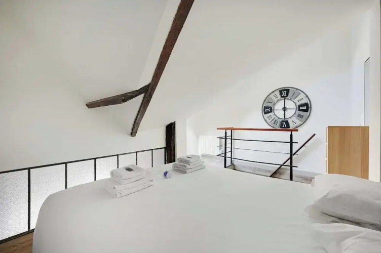 Authentic Apartment - 1br/6p - Arts et Metiers