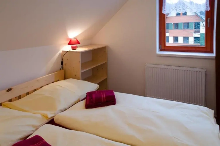 2 Bedrooms Apartment
