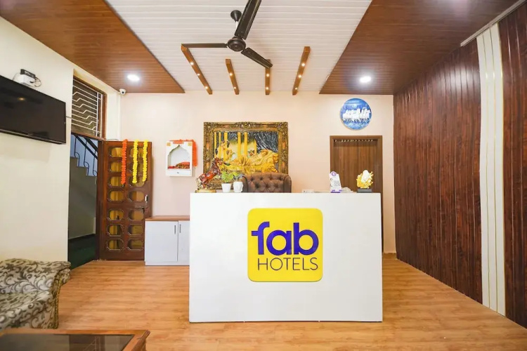 Fabhotel White House Tilak Nagar