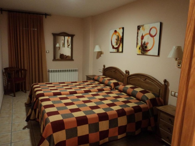 3 Bedrooms Apartment
