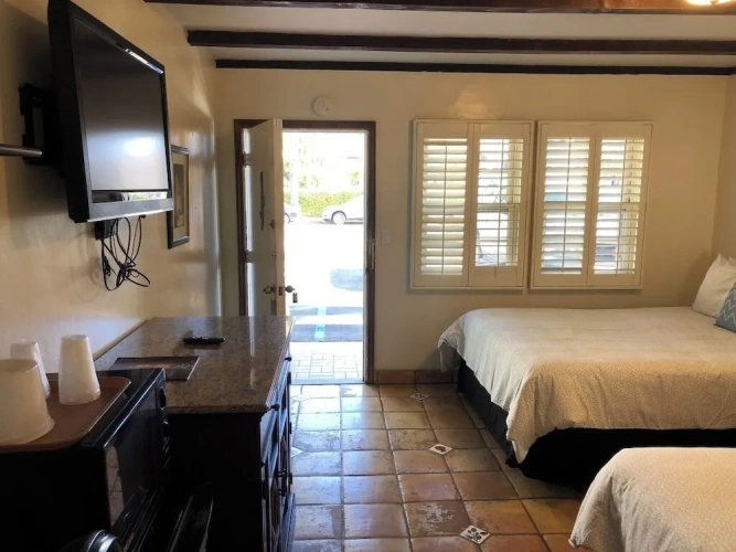 Standard Sextuple room
