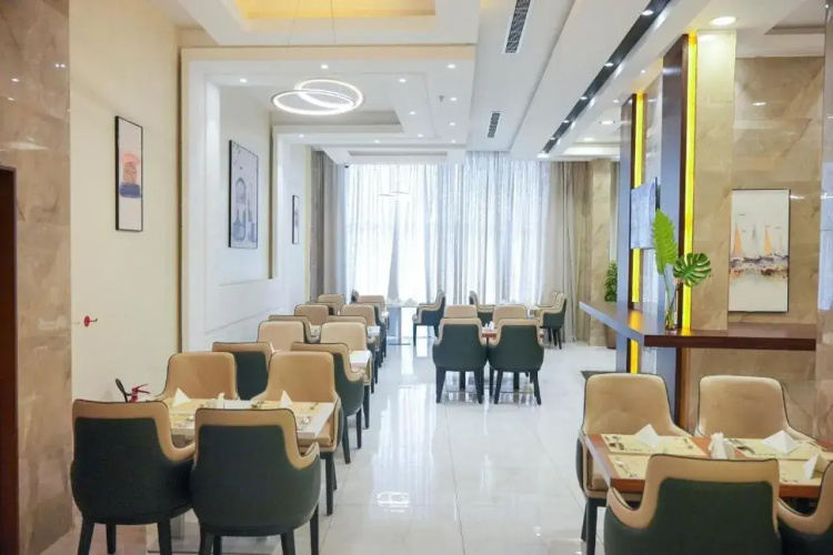 Al Mada Al Arabia Hotel