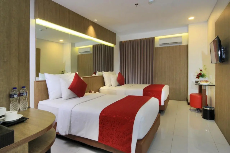 West Point Hotel