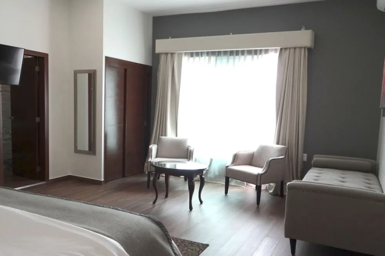 Deluxe Double Suite
