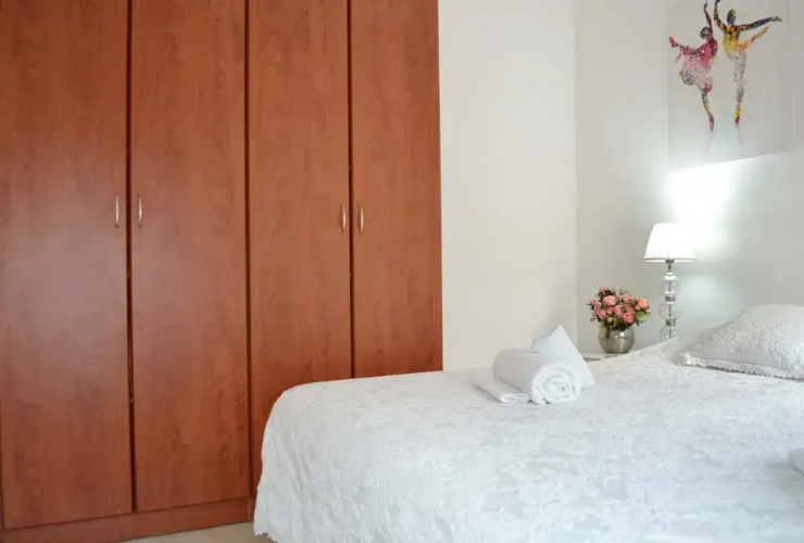 Beautiful Modern Apartment  3BDR E3