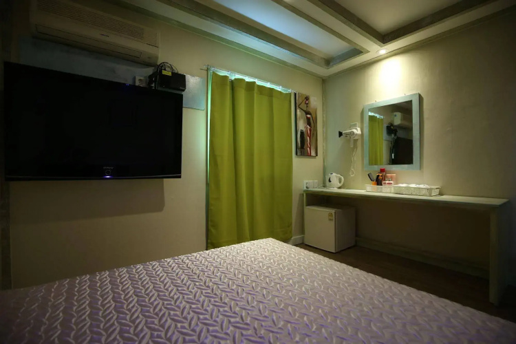 Geogi Motel