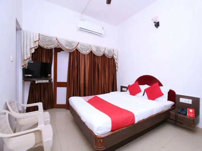 Hotel Kanak by OYO Rooms